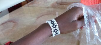 Ladies Beaded Maasai Bracelet Image 9